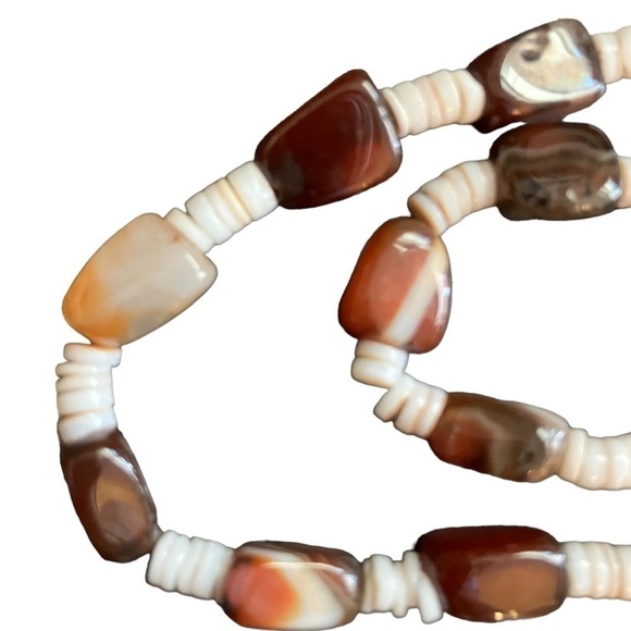 SHELL Polished Rocks 20” Necklace Neutral Colors Professionally Made - Picture 3 of 6